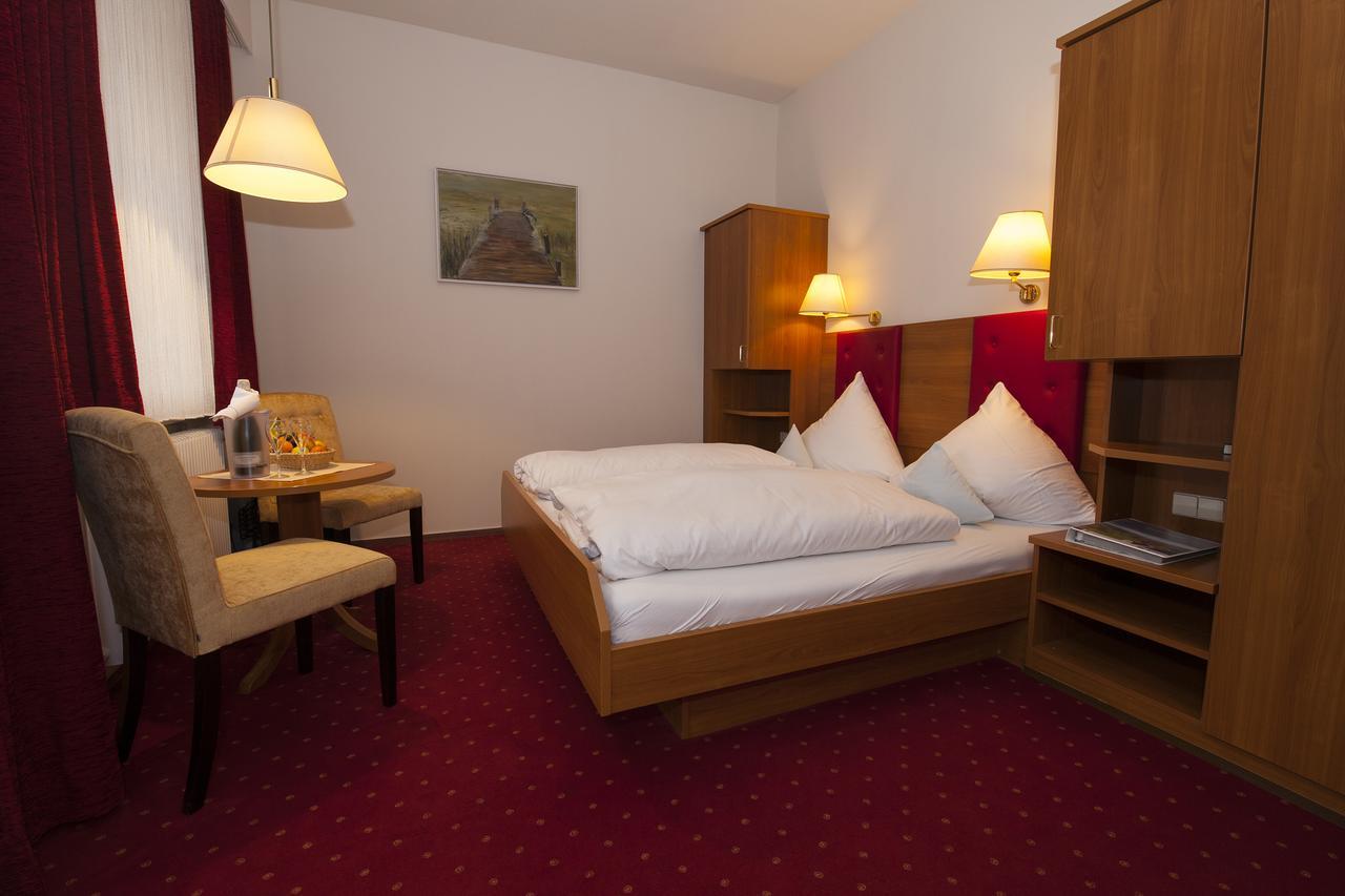 Hotel Sieben Linden Lauterbach  Esterno foto